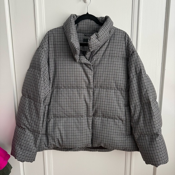 Uniqlo down jacket - Picture 1 of 4
